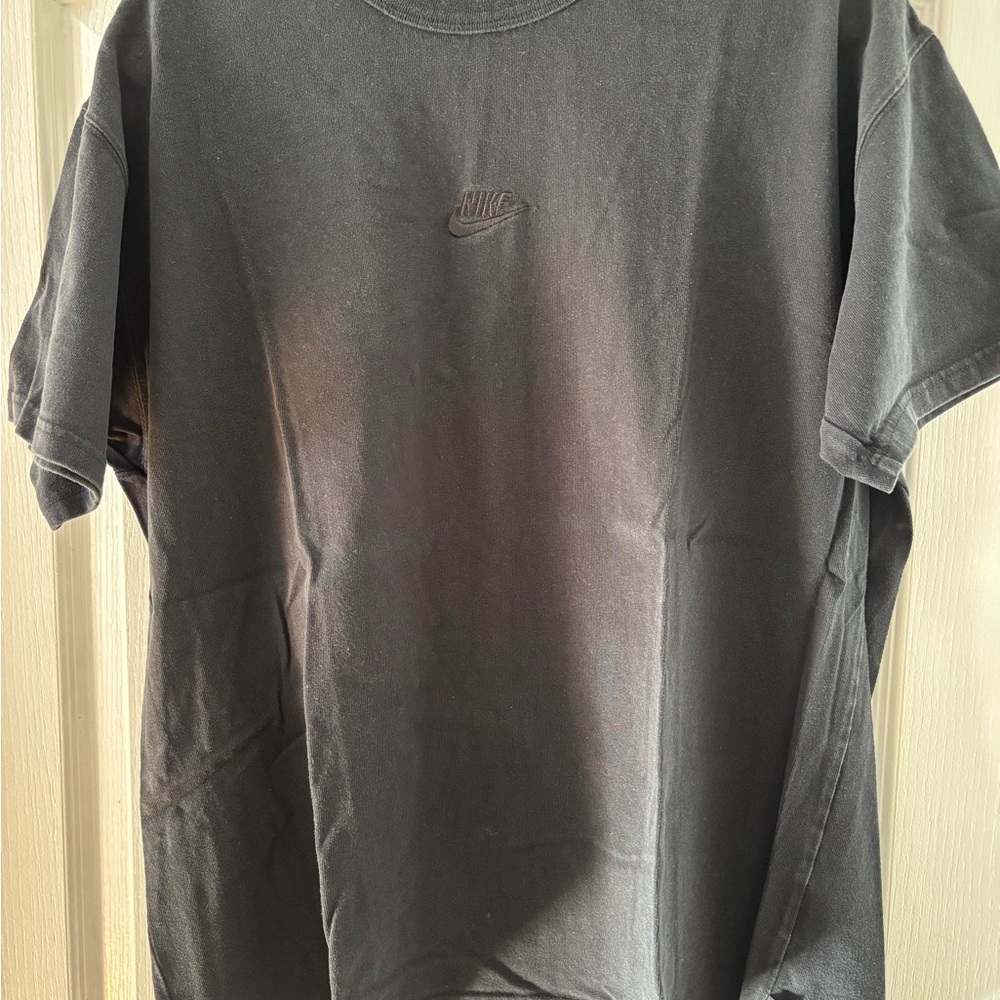 Nike Men's Black Short Sleeve Tee